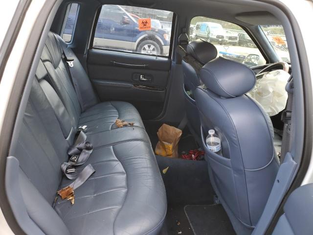 1LNLM81W1VY675623 - 1997 LINCOLN TOWN CAR EXECUTIVE WHITE photo 10