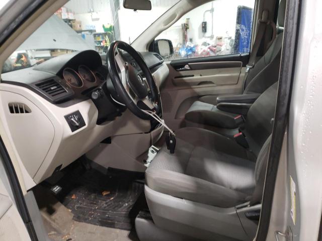 2V4RW4DG0BR621709 - 2011 VOLKSWAGEN ROUTAN S SILVER photo 7