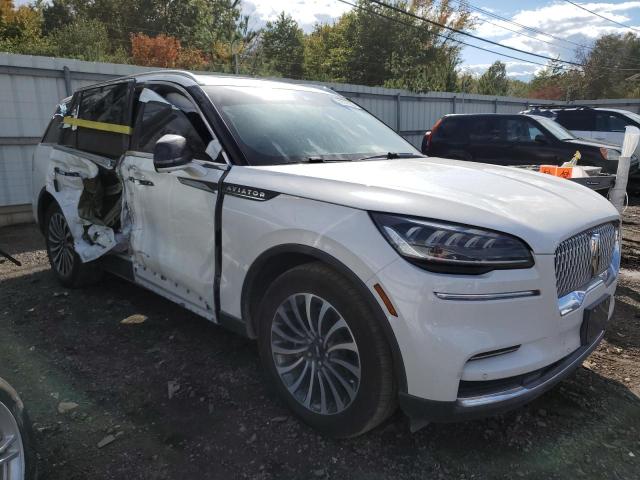 5LM5J7WC2PGL10755 - 2023 LINCOLN AVIATOR RESERVE WHITE photo 4