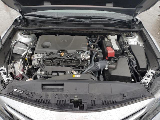 4T1S11AKXRU850800 - 2024 TOYOTA CAMRY SE NIGHT SHADE SILVER photo 11