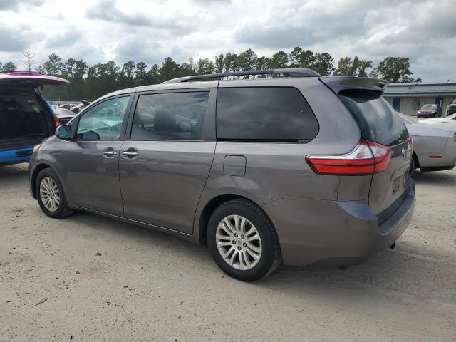 5TDYK3DC9FS551648 - 2015 TOYOTA SIENNA XLE GRAY photo 2