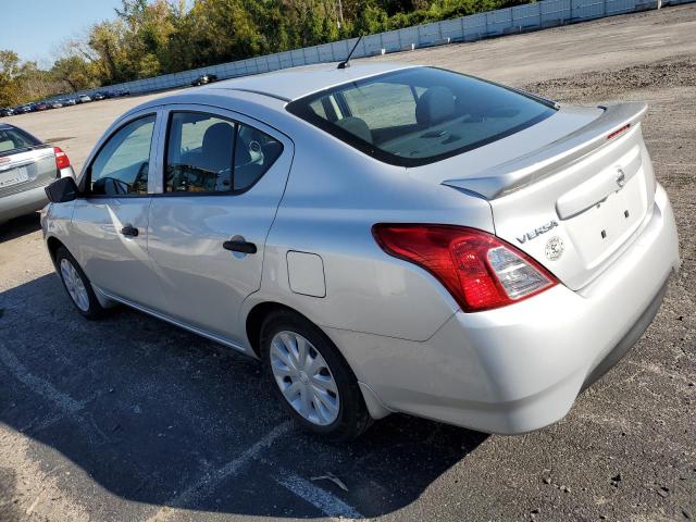 3N1CN7AP2JL802608 - 2018 NISSAN VERSA S SILVER photo 2