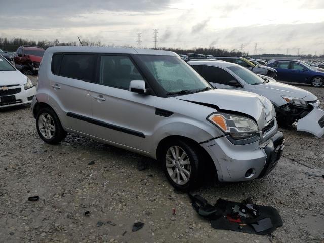 KNDJT2A27B7294529 - 2011 KIA SOUL + SILVER photo 4