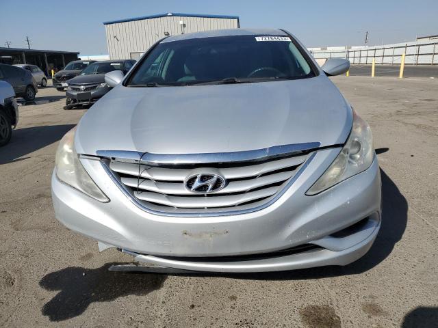 5NPEB4AC0BH051200 - 2011 HYUNDAI SONATA GLS SILVER photo 5