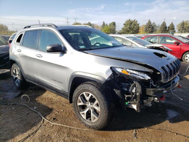 1C4PJMBS6HW510945 - 2017 JEEP CHEROKEE TRAILHAWK SILVER photo 4