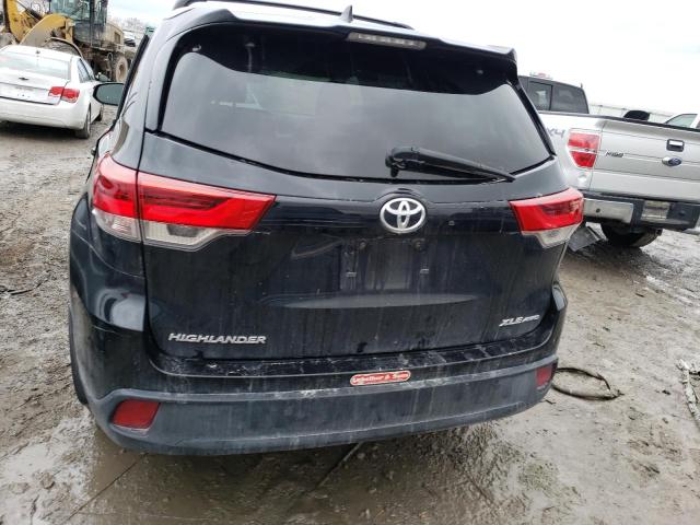 5TDJZRFH0JS524226 - 2018 TOYOTA HIGHLANDER SE BLACK photo 6