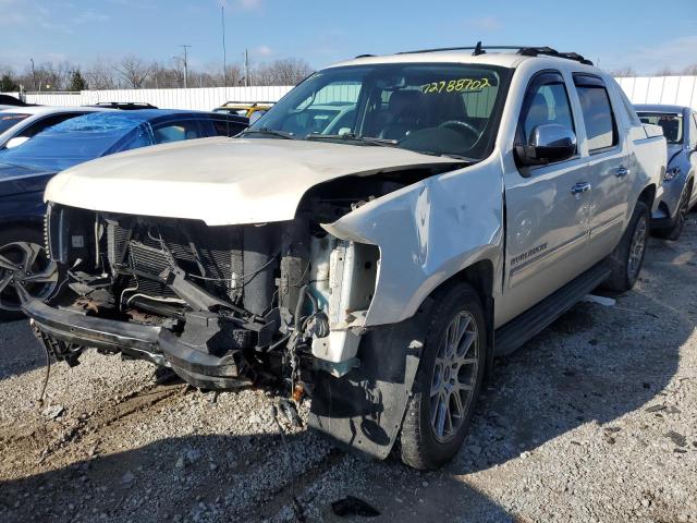 3GNTKGE75CG183246 - 2012 CHEVROLET AVALANCHE LTZ CREAM photo 1