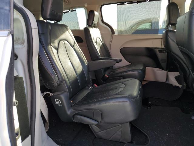 2C4RC1BG9HR613587 - 2017 CHRYSLER PACIFICA TOURING L WHITE photo 11