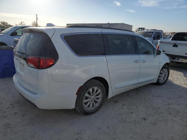 2C4RC1BG9HR613587 - 2017 CHRYSLER PACIFICA TOURING L WHITE photo 3