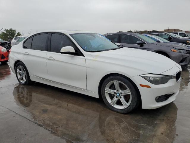 WBA3A5C59DF602300 - 2013 BMW 328 I WHITE photo 4