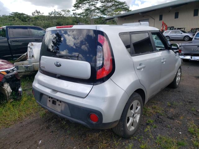 KNDJN2A20K7658204 - 2019 KIA SOUL SILVER photo 3