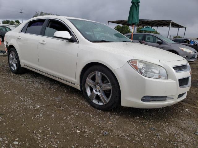 1G1ZD5E7XBF275592 - 2011 CHEVROLET MALIBU 2LT WHITE photo 4