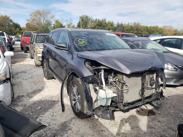 5TDJZRFH0JS547294 - 2018 TOYOTA HIGHLANDER SE GRAY photo 4