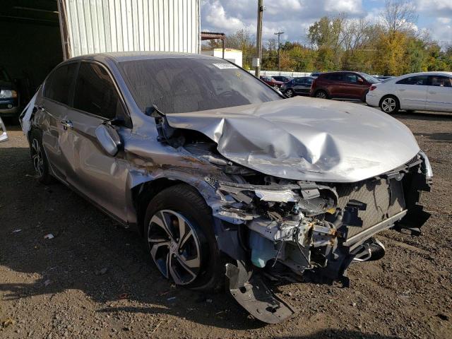 1HGCR2F38HA218226 - 2017 HONDA ACCORD LX SILVER photo 4