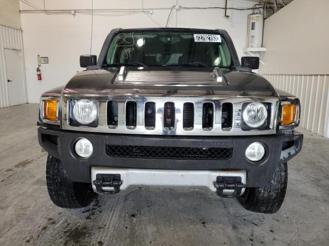 5GTEN13E998118799 - 2009 HUMMER H3 GRAY photo 5