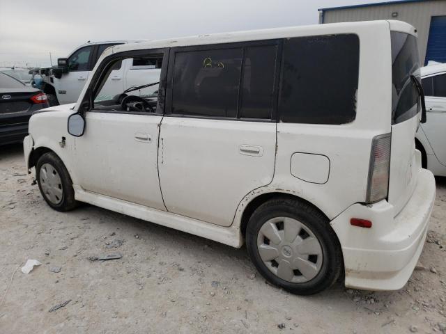 JTLKT334964036257 - 2006 TOYOTA SCION XB Weiß Foto 2