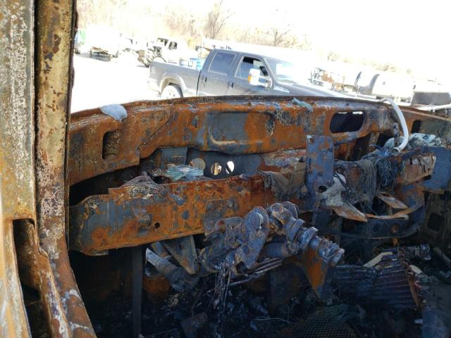 1M2AG11Y35M016456 - 2005 MACK 700 CV700 BURN photo 8