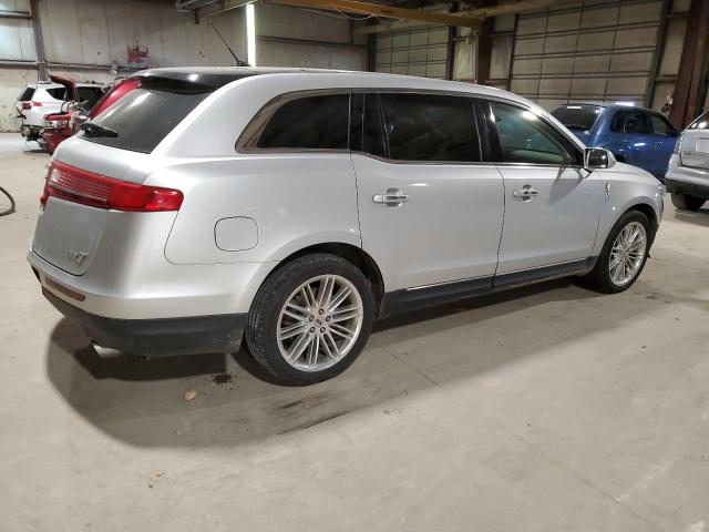 2LMHJ5AT0KBL02184 - 2019 LINCOLN MKT SILVER photo 3