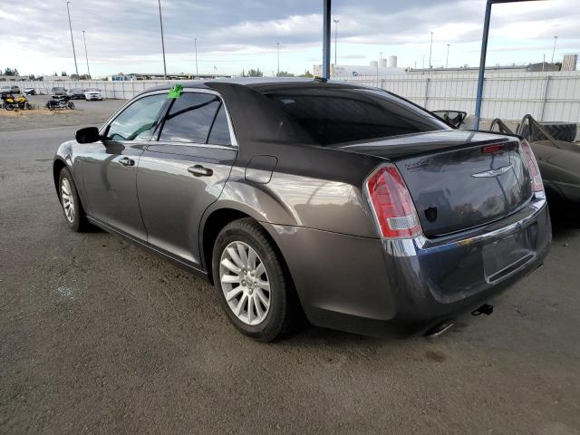 2C3CCAAG7EH263065 - 2014 CHRYSLER 300 GRAY photo 2