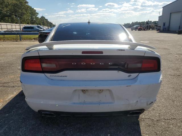 2B3CL3CG5BH576651 - 2011 DODGE CHARGER WHITE photo 6
