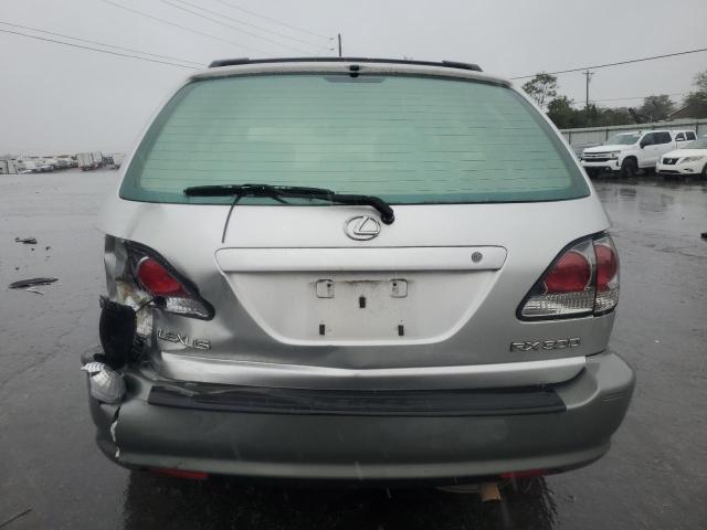 JTJHF10UX20239372 - 2002 LEXUS RX 300 SILVER photo 6