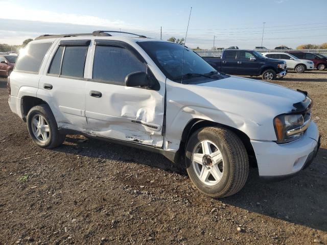 1GNDS13SX32393391 - 2003 CHEVROLET TRAILBLAZE WHITE photo 4