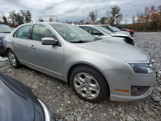 3FAHP0HA6AR370159 - 2010 FORD FUSION SE SILVER photo 4