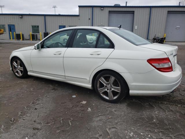 WDDGF8BB2BR137827 - 2011 MERCEDES-BENZ C 300 4MATIC WHITE photo 2