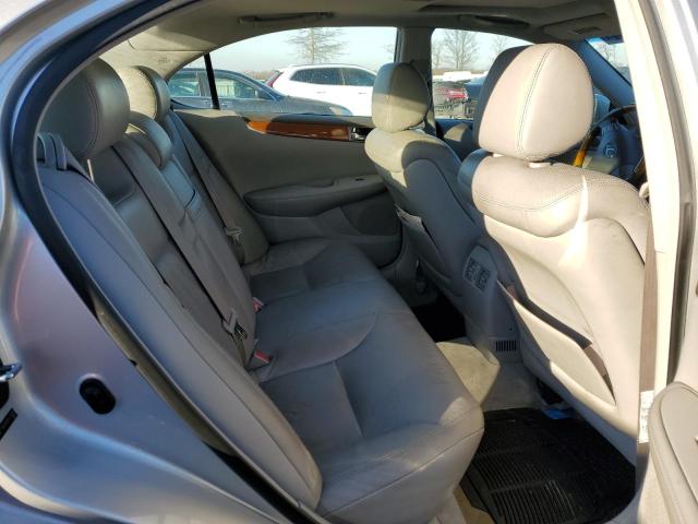 JTHBA30G055139302 - 2005 LEXUS ES 330 SILVER photo 10