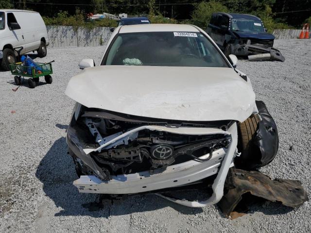 4T1G11AK4RU858588 - 2024 TOYOTA CAMRY SE NIGHT SHADE WHITE photo 5