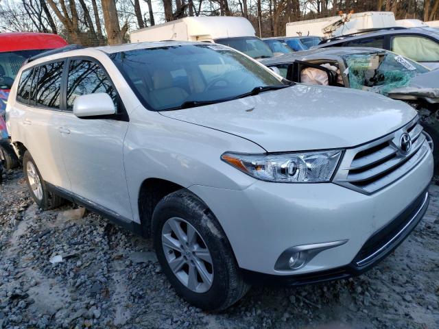 5TDZK3EHXBS046629 - 2011 TOYOTA HIGHLANDER BASE Blanc photo 4