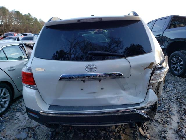 5TDZK3EHXBS046629 - 2011 TOYOTA HIGHLANDER BASE WHITE photo 6