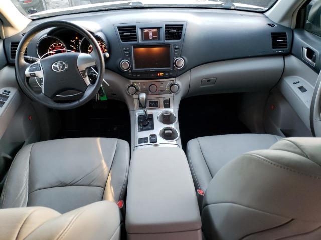 5TDZK3EHXBS046629 - 2011 TOYOTA HIGHLANDER BASE Blanc photo 8