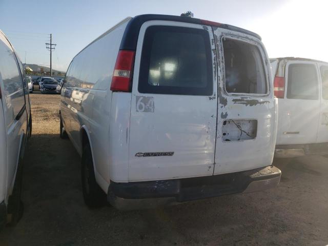 1GCGG29V971126737 - 2007 CHEVROLET EXPRESS G2 WHITE photo 2