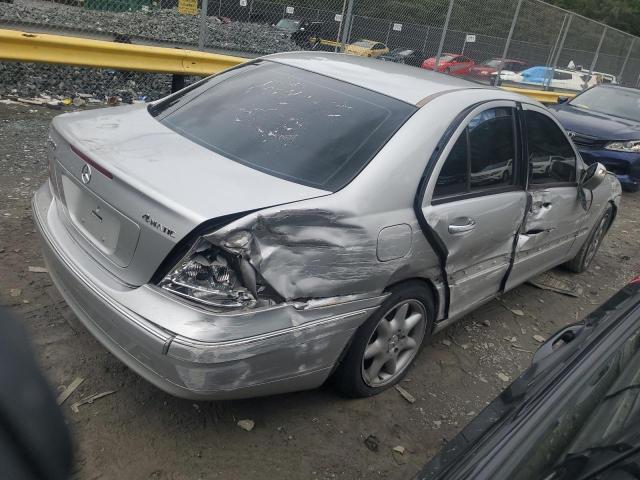 WDBRF81J04F479713 - 2004 MERCEDES-BENZ C 240 4MATIC SILVER photo 3