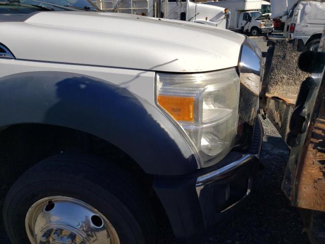 1FD0X5HTXCEC15072 - 2012 FORD F550 SUPER DUTY WHITE photo 9