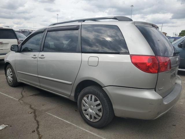 5TDZA23C86S426515 - 2006 TOYOTA SIENNA CE SILVER photo 2