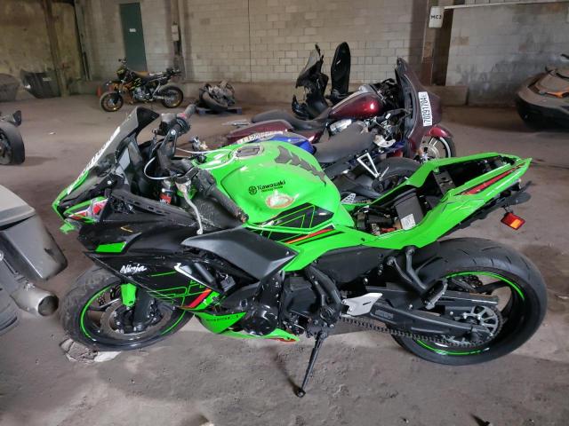 ML5EXER15PDA94404 - 2023 KAWASAKI EX650 R GREEN photo 3