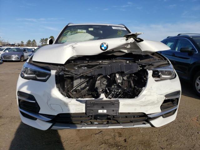 5UXCR6C00N9M11465 - 2022 BMW X5 XDRIVE40I WHITE photo 5