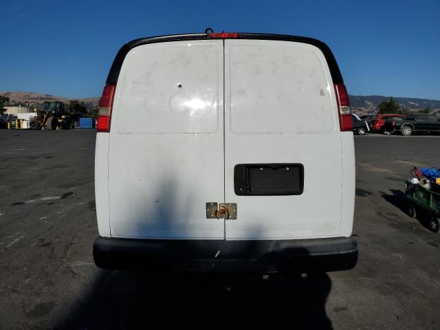 1GCWGFCBXF1150996 - 2015 CHEVROLET EXPRESS G2 WHITE photo 6