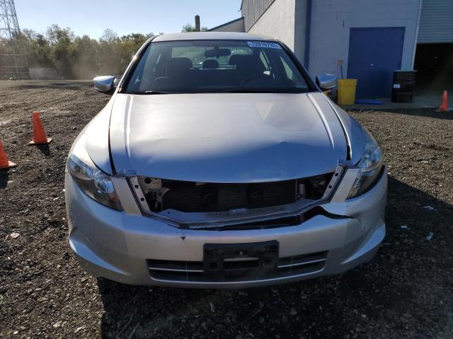 1HGCP26409A201727 - 2009 HONDA ACCORD LXP SILVER photo 5