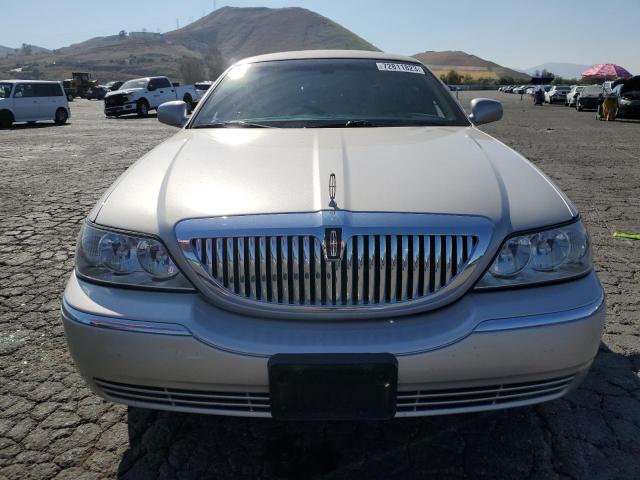 1L1FM88W46Y645070 - 2006 LINCOLN TOWN CAR EXECUTIVE SILVER photo 5