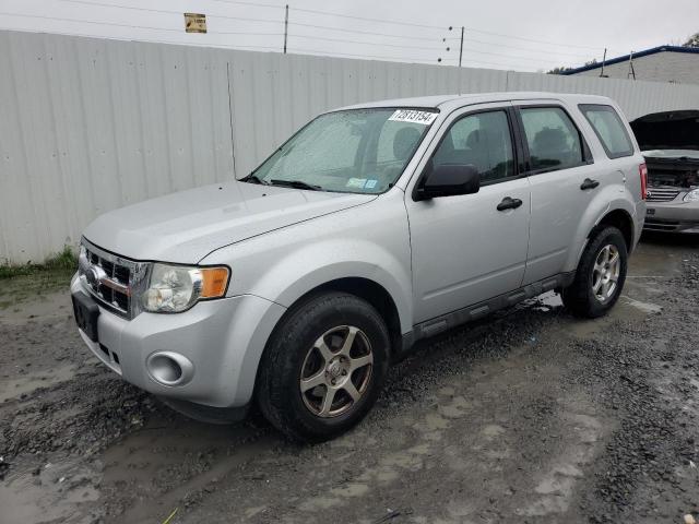 2009 FORD ESCAPE XLS, 