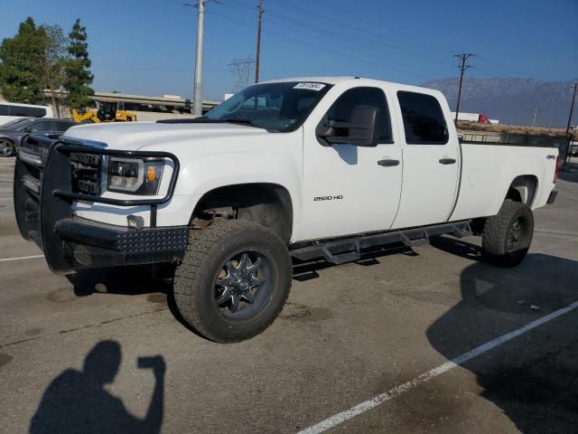 1GT12ZC85CF229702 - 2012 GMC SIERRA K2500 HEAVY DUTY WHITE photo 1