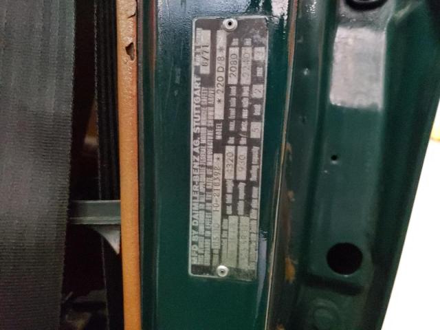 11511010218392 - 1972 MERCEDES-BENZ 220D GREEN photo 13