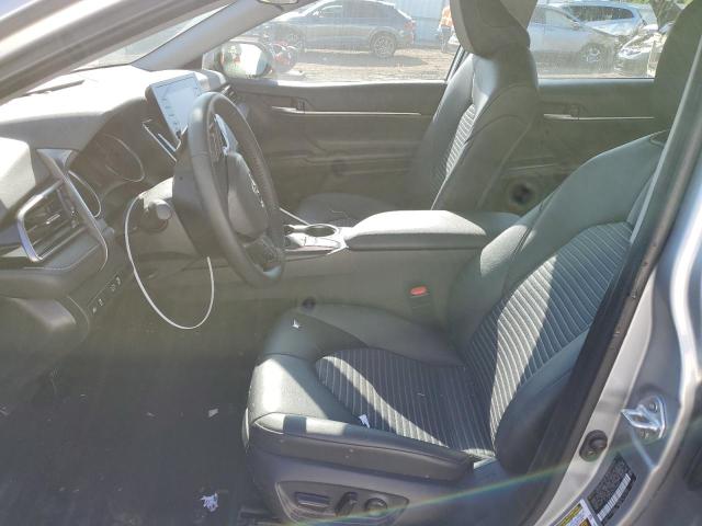 4T1G11AK7PU799467 - 2023 TOYOTA CAMRY SE NIGHT SHADE SILVER photo 7