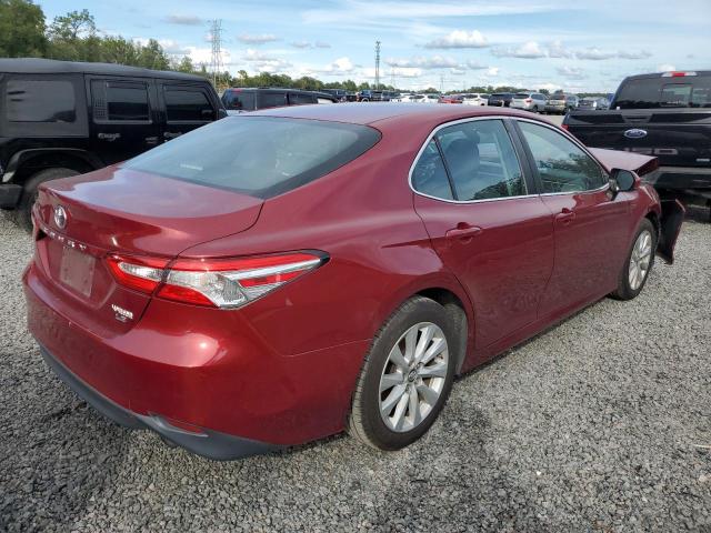 4T1B11HK0JU557529 - 2018 TOYOTA CAMRY L MAROON photo 3