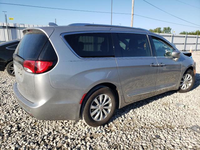 2C4RC1BG8JR122742 - 2018 CHRYSLER PACIFICA TOURING L SILVER photo 3