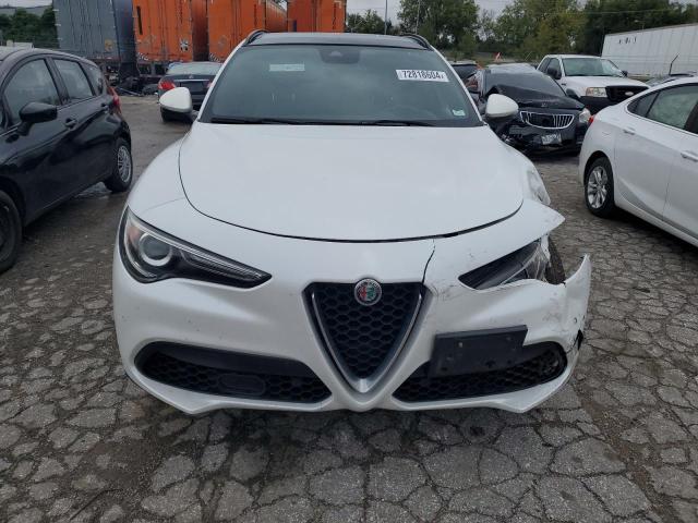 ZASFAKNN6J7B64585 - 2018 ALFA ROMEO STELVIO TI SPORT WHITE photo 5