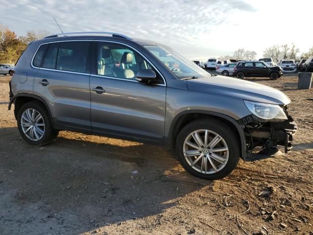 WVGAV7AXXBW561599 - 2011 VOLKSWAGEN TIGUAN S GRAY photo 4